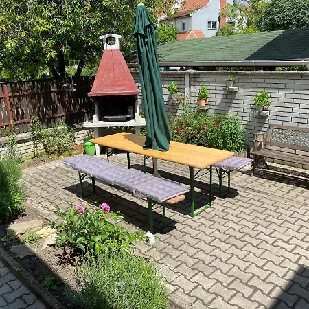 Szomszed Haz * Keszthely